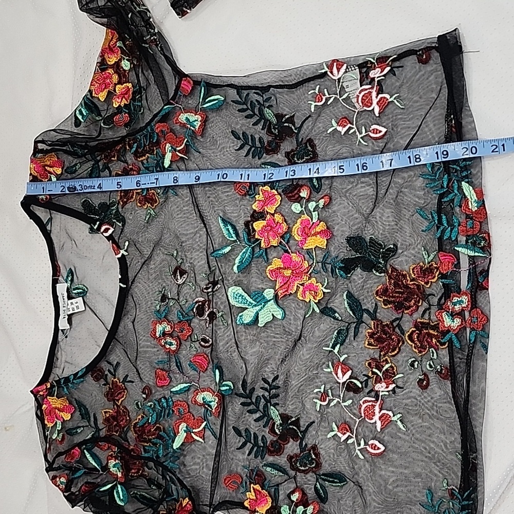 Wild Flower Mesh Embroidered Black Long Sleeves Top. 6 - Picture 10 of 13